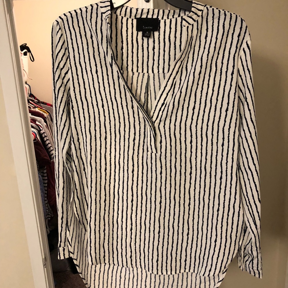 Dark Navy/white striped blouse
